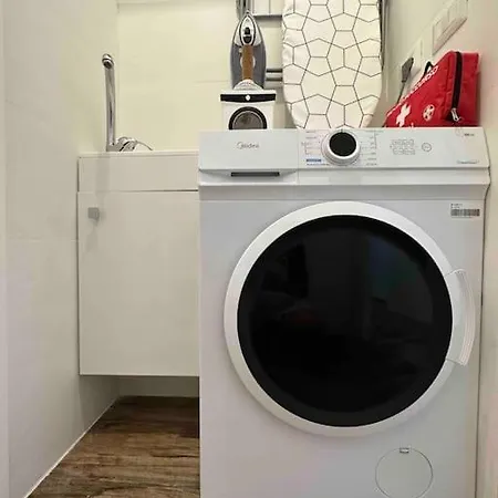 Apartment Love Nest *
